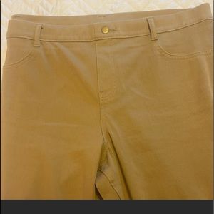 NWOT Denim Jeggings, Size XXL.